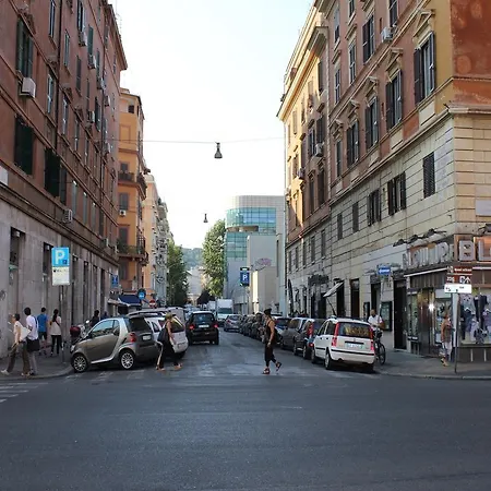 Candia Vatican Guest house