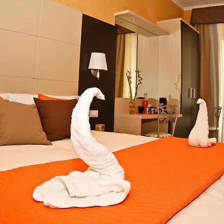 Candia Vatican Guest house 3*