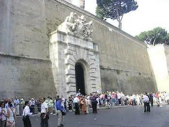 Candia Vatican 3*